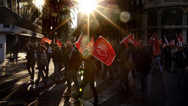 ¿Cómo afecta al bolsillo secundar la huelga general del miércoles?