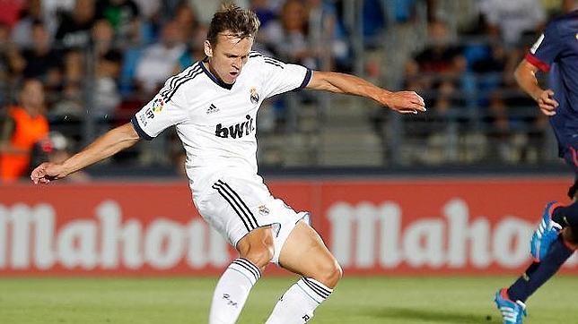 Gran debut del «canterano» Cheryshev con Rusia