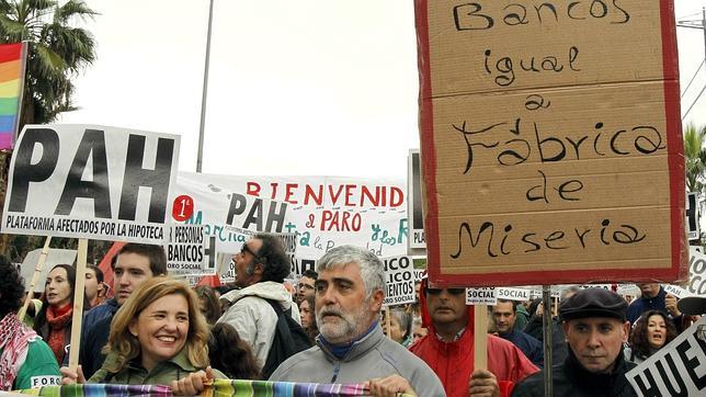 La crisis ha aumentado en dos millones las personas en situación de precariedad