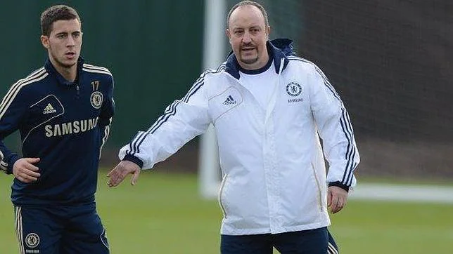 Benítez dirige su primer entrenamiento como técnico del Chelsea