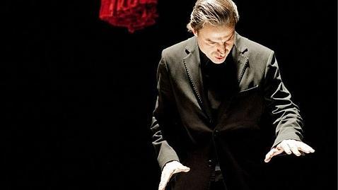 Hamlet: Ser o no ser&#8230;acaso representar
