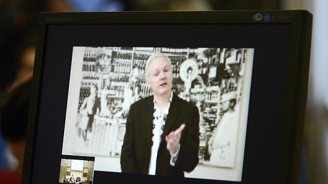 Garzón asegura que las palabras de Assange se han sacado de contexto