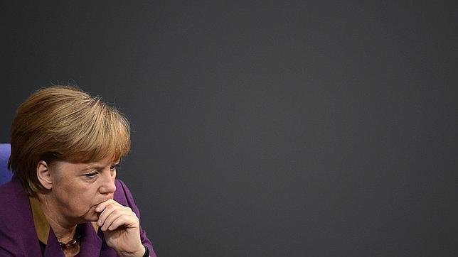 Merkel defiende los privilegios fiscales del matrimonio frente a las parejas homosexuales