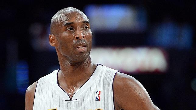Los Lakers pierden ante los Rockets de James Harden