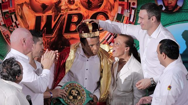 Mohamed Alí, proclamado rey del Boxeo