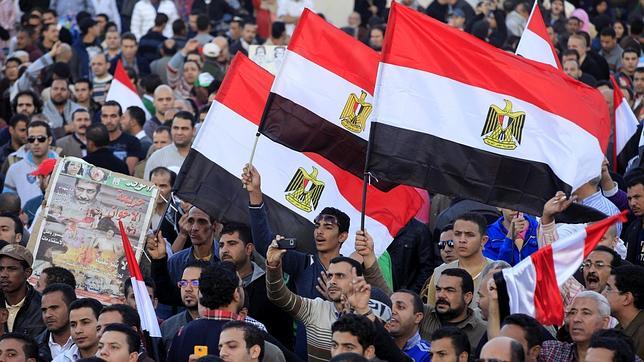 Anulado el decreto que reforzaba los poderes de Mursi en Egipto