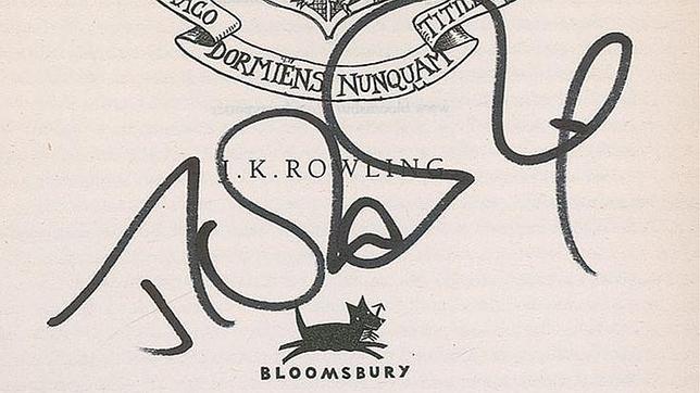 J. K. Rowling se pone seria