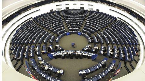 Los españoles confían cada vez menos en la Unión Europea