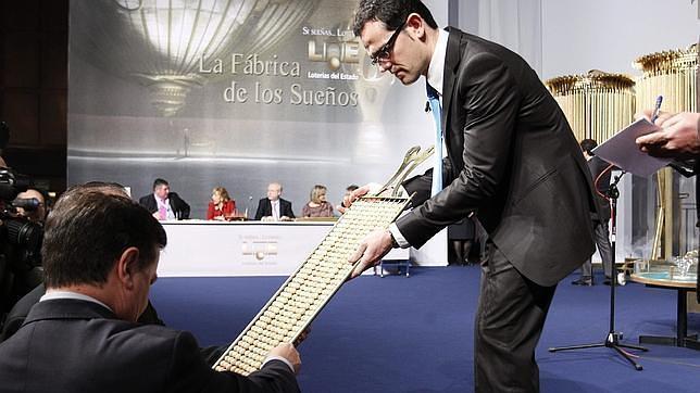 El Sorteo extraordinario de la Lotería de Navidad se muda al Teatro Real