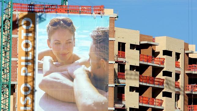 El sector de la construcción seguirá a la baja en España al menos hasta 2015