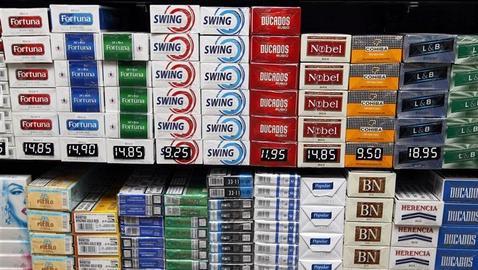 Los presupuestos para 2013 suponen más impuestos al tabaco en Canarias