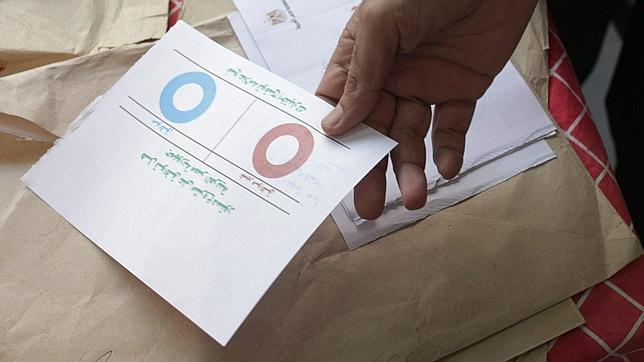 La oposición de Egipto pide repetir el referéndum constitucional por las irregularidades