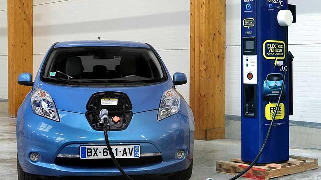 Nissan apuesta por una red de recarga rápida