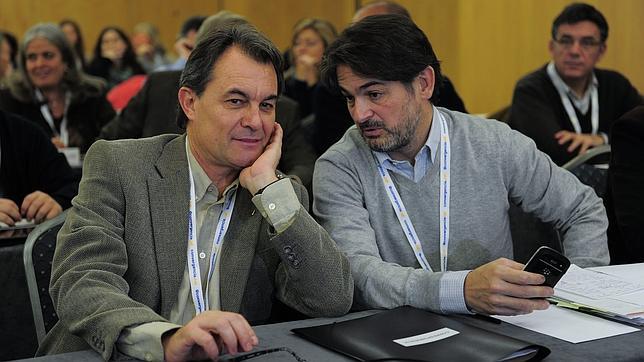 Oriol Pujol consultaba con Artur Mas los negocios de la trama de las ITV