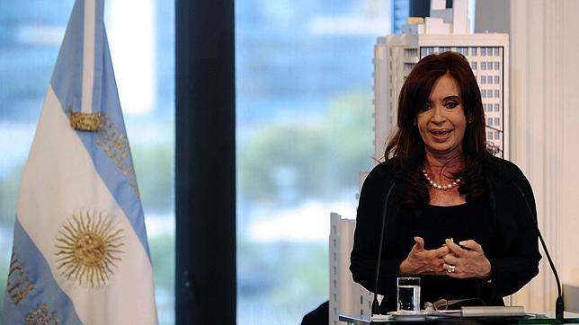 YPF firma un acuerdo con Chevron para el desarrollo de yacimientos en Argentina