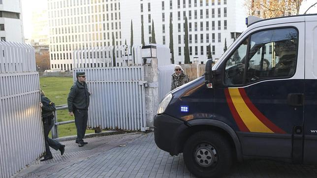 Los abogados de las víctimas del Arena piden prisión sin fianza para Flores