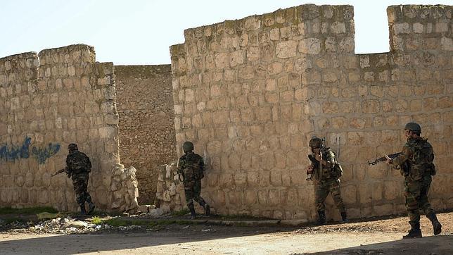 Siria cierra el aeropuerto internacional de Alepo por la ofensiva rebelde