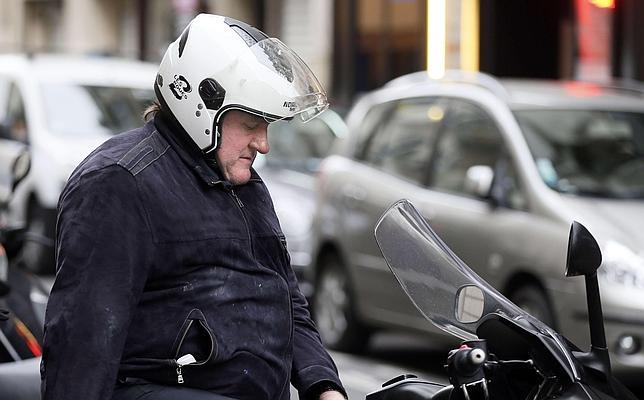 La conversación secreta entre Gérard Depardieu y François Hollande