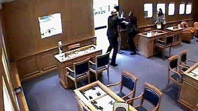 Los bancos sufren un atraco cada dos días