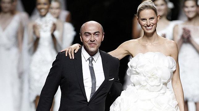 Las novias de Manuel Mota están de luto