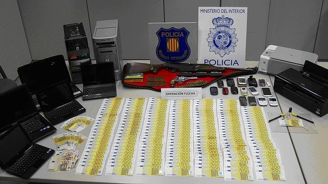 Desarticulada una red dedicada a la falsificación de billetes de 200 euros
