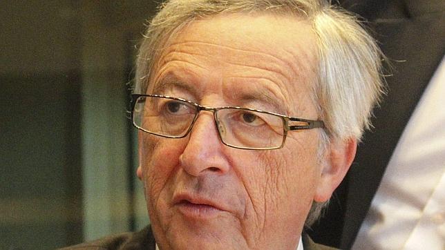 Juncker tiene «muchas dudas» sobre los ajustes exigidos a España por la «tragedia del paro»