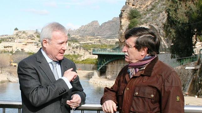 Valcárcel dice que su gobierno "está en sintonía" con los empresarios sobre Marina de Cope