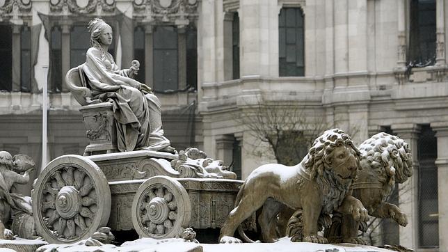 Madrid recibirá en alerta naranja los primeros copos de nieve del año