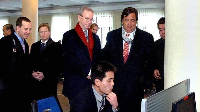 El extraño viaje de Eric Schmidt a Corea del Norte