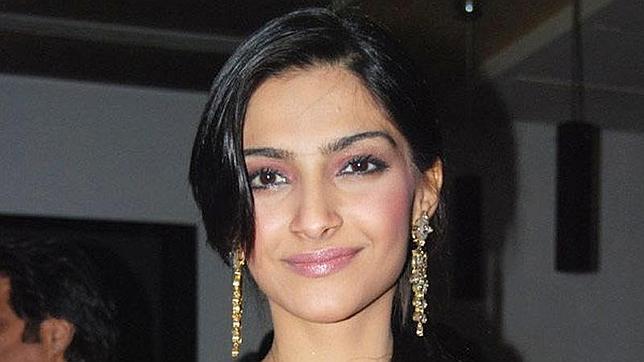 La responsabilidad de Bollywood en las violaciones de mujeres en la India