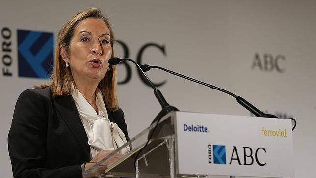 Directo: Ana Pastor: «El dinero público es sagrado y tienes que tratarlo mejor que el tuyo propio»