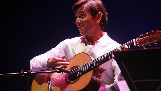 Lecciones magistrales del guitarrista Gallardo Rey, en vivo y en streaming