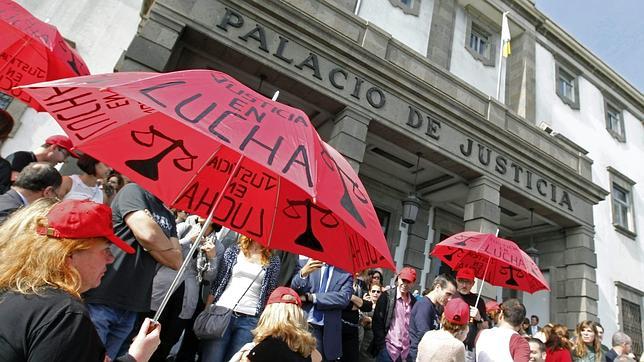 Jueces y fiscales irán a la huelga el próximo 20 de febrero