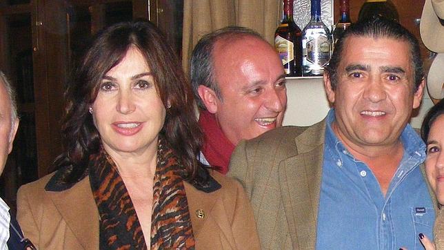 El «rey del desguace» conquista a la «nietísima»