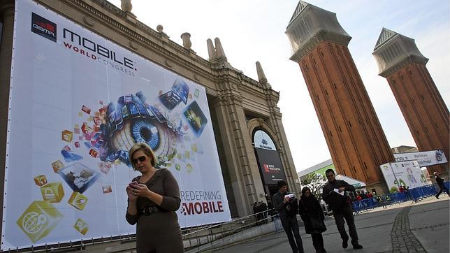 El Mobile World Congress también estará en Montjuïc en 2014 y reclama la L9 de metro