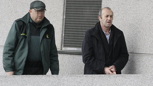 Vázquez Aldrey formaliza su dimisión como edil en Santiago