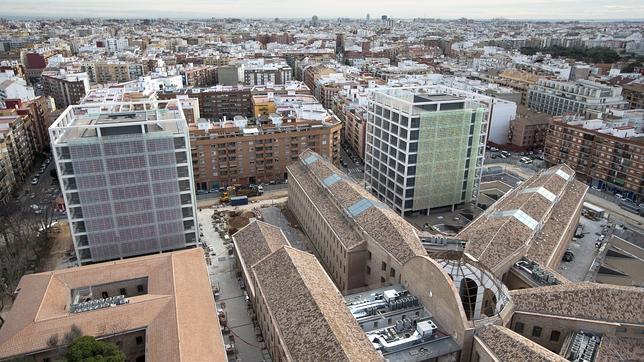 La Ciudad Administrativa 9 de Octubre recibe a sus primeros 25 inquilinos