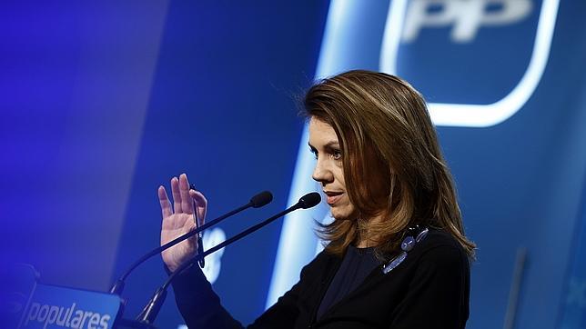 Cospedal presenta una demanda civil contra Bárcenas y el diario «El País»