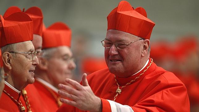 El cardenal Dolan declara durante tres horas sobre cientos de casos de abusos sexuales