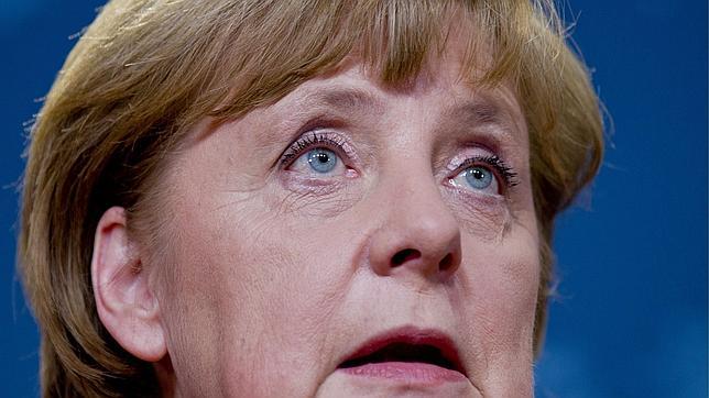 Merkel se compromete a impulsar la formación profesional dual en España
