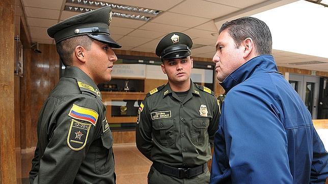 Uno de los policías liberados por las FARC confirma que fueron torturados