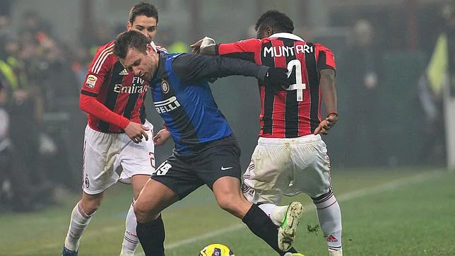 Inter y Milán firman tablas bajo la niebla