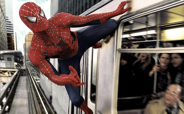 En efecto, Spiderman puede parar un tren descontrolado
