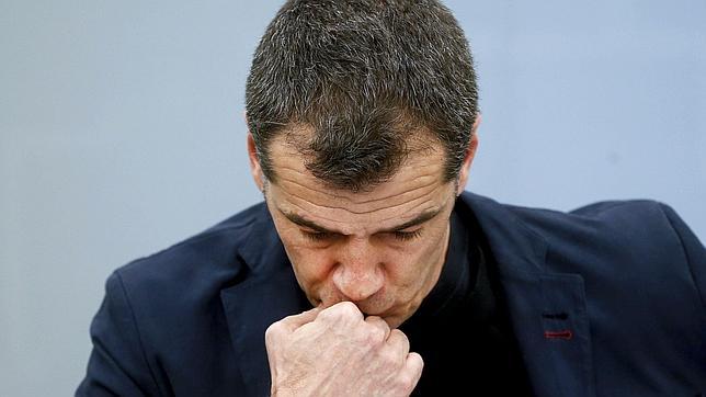 Toni Cantó, reprendido en la Comisión de Igualdad, admite su «grave error»