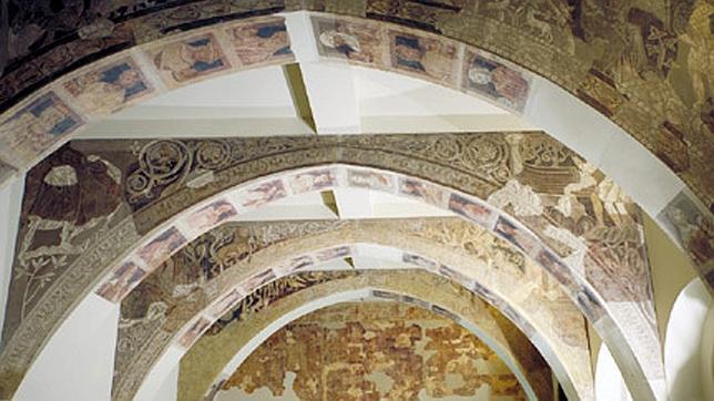 La Generalitat, a juicio por la compra troceada de un monasterio aragonés