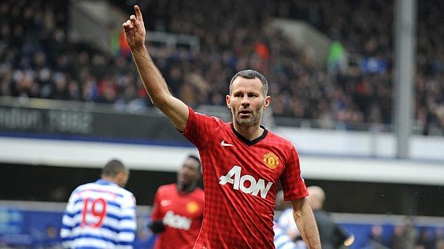 Ryan Giggs renueva con el Manchester United hasta junio de 2014