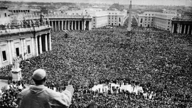 Camarlengos antes que Papas