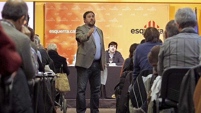 ERC supedita su apoyo a los recortes a que se culpe de ellos a Rajoy