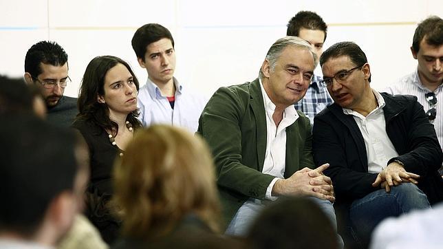 El PP opina que «por el bien de España, el PSOE debería ser distinto al PSC en Cataluña»