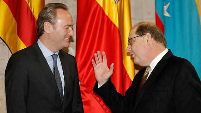 El embajador de Venezuela dice que hay que tener fe en la recuperación de Chávez